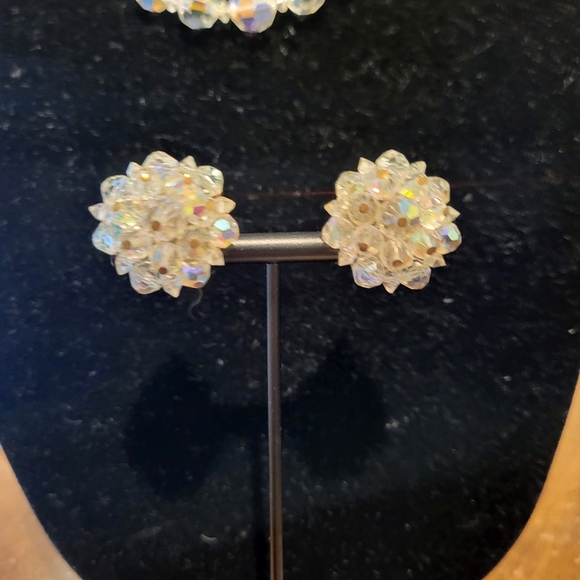 Vintage Aurora Borealis Made in England Necklace & Jonne Clip On Earrings - Picture 3 of 10